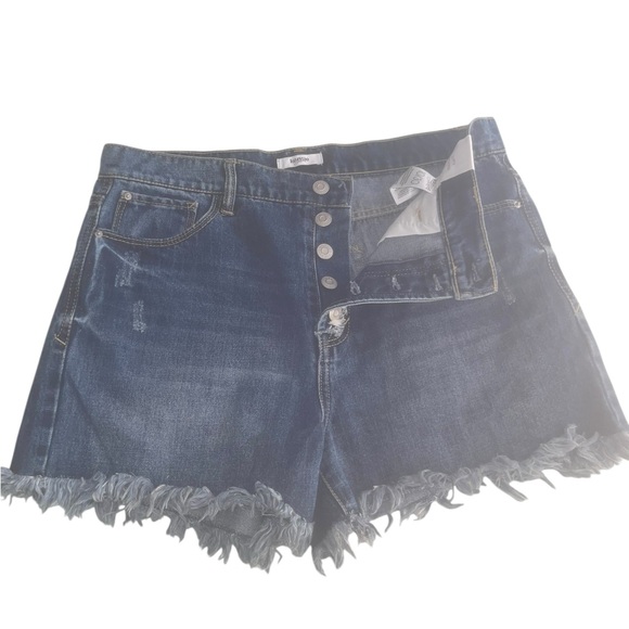 Kensie Dark Blue Sky High Rise Frayed Jean Shorts - Picture 1 of 5